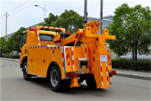 永嘉高速路拖车费